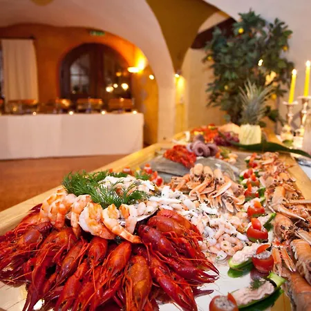 Mitteregger - Place In Town Hotel 3*