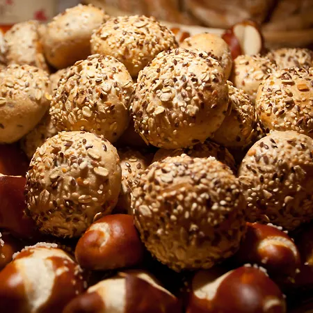 Mitteregger - Place In Town 3*