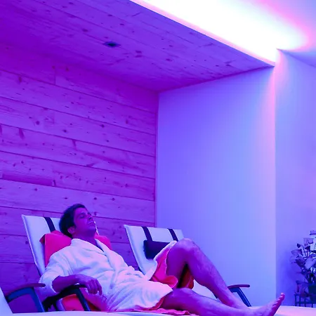 Mitteregger - Place In Town Hotel Kaprun