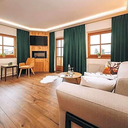 Mitteregger -best Place In Town With Summercard And Breakfast Hotel 3*