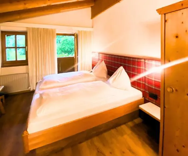Otel Hotel Gasthof Mitteregger -Best Place In Town With Summercard And Breakfast Kaprun
