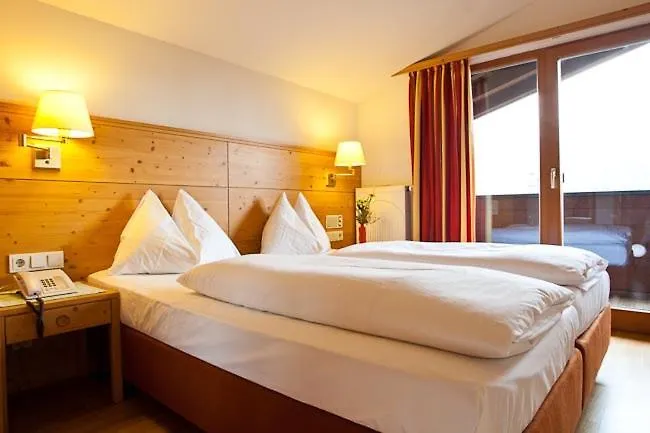 Otel Hotel Gasthof Mitteregger -Best Place In Town With Summercard And Breakfast