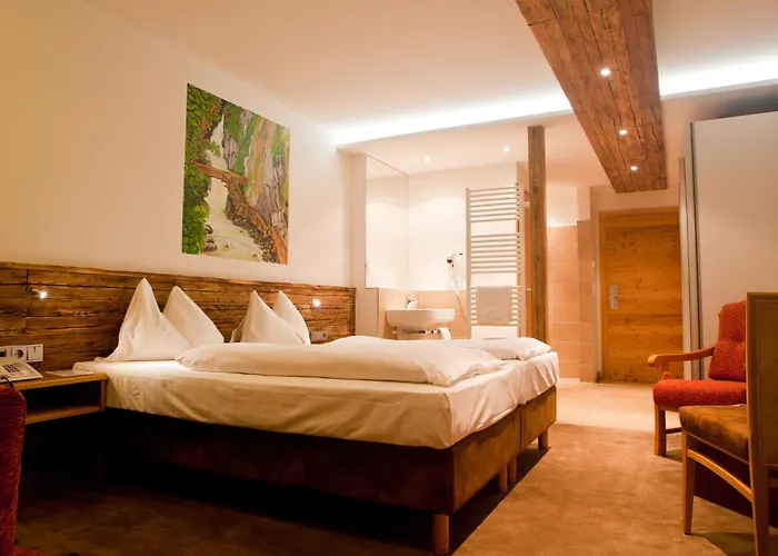 Hotel Gasthof Mitteregger -Best Place In Town With Summercard And Breakfast 3* Kaprun