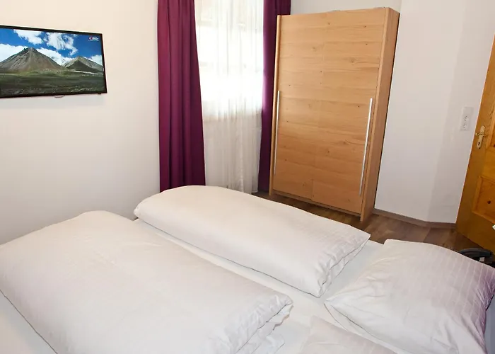 Hotel Gasthof Mitteregger -Best Place In Town With Summercard And Breakfast Otel 3*