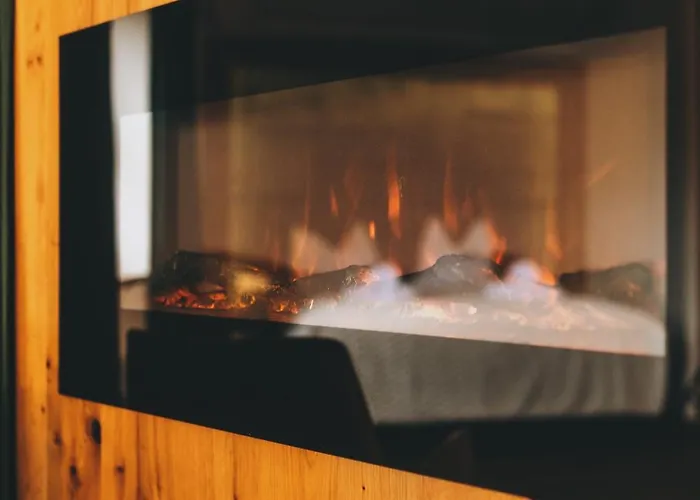 Hotel Mitteregger - Place In Town Kaprun