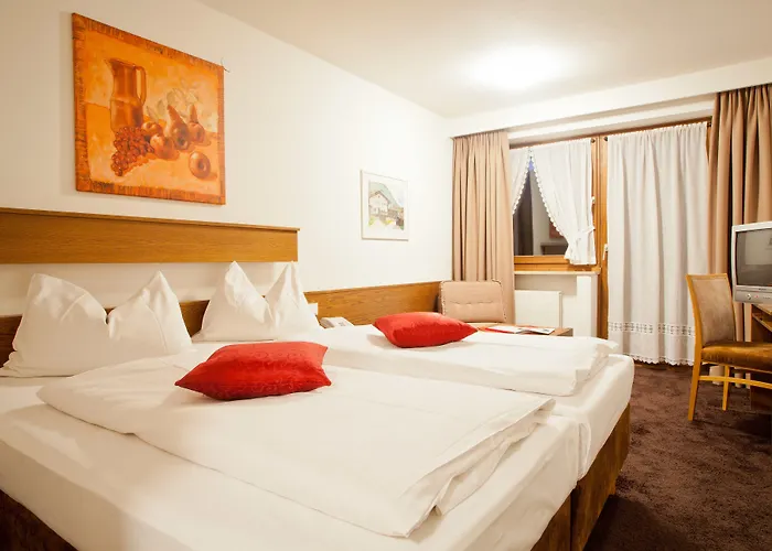 Hotel Mitteregger - Place In Town 3*