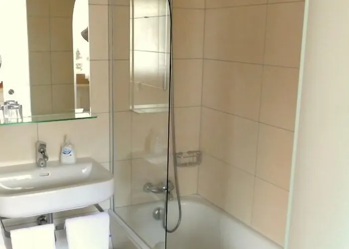 Mitteregger - Place In Town Hotel Kaprun