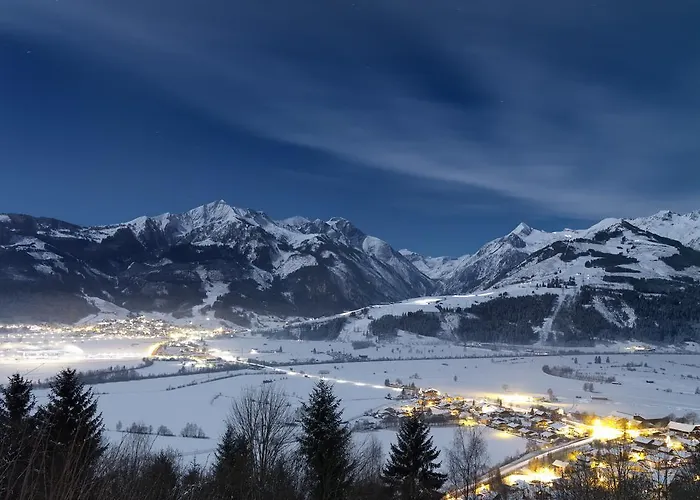 Hotel Mitteregger - Place In Town