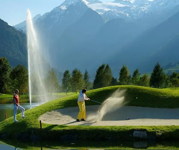 Mitteregger - Place In Town Kaprun